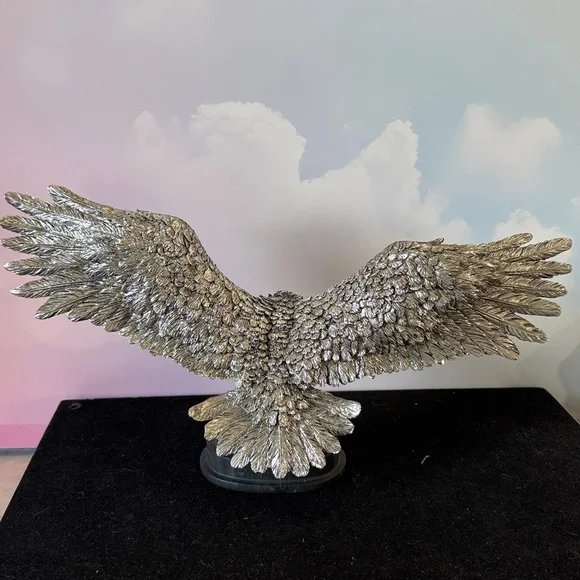 🔥Open Road" Motorcycle Eagle sculpture, Ride Hard Live Free collection - Picture 5 of 10